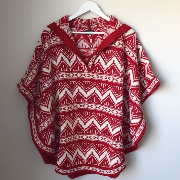 SOLD// Vintage 70s Bronson of California Unique Red and White Hooded Poncho - Picture 6 of 8